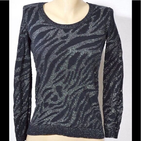 Dana Buchman Black / Silver pattern sweater - Picture 2 of 2